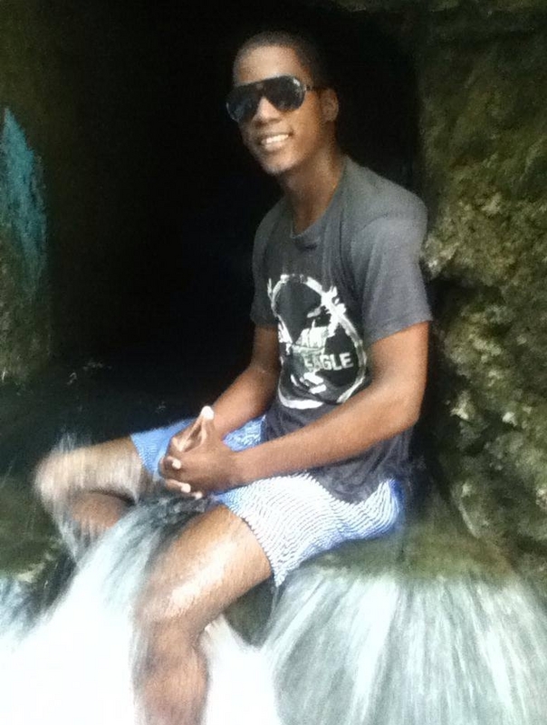 Date this gorgeous Dominican Republic man Manauri guillen from Santo Domingo DO12149