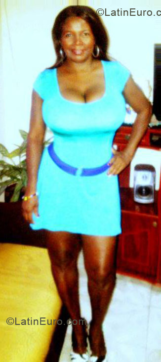 Date this foxy Colombia girl Ines from Cali CO11301