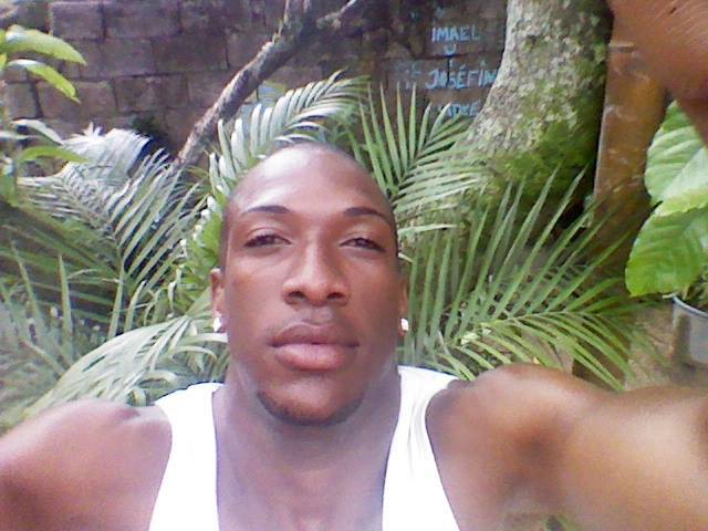 Date this gorgeous Dominican Republic man Ismael from Santo Domingo DO12577