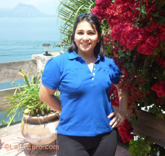 Date this fun Guatemala girl Sharily from Guatamala City GT43