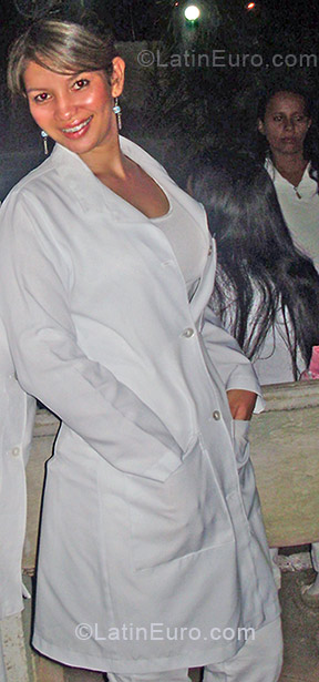 Date this athletic Brazil girl Rosilda from Belem BR7139