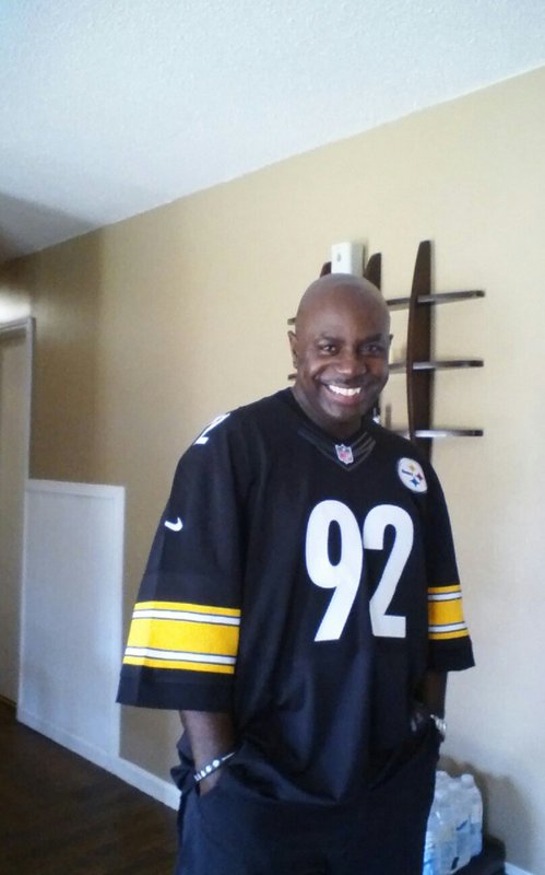 Date this hard body United States man Oneladyneeded from Atlanta DO12670