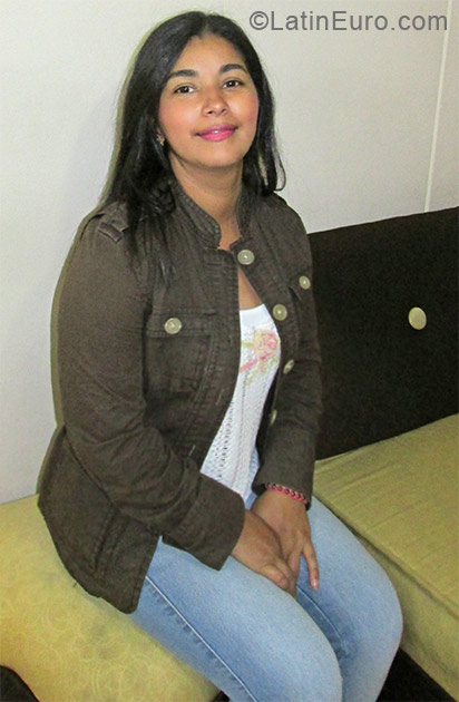 Date this georgeous Colombia girl Ruby from Medellin CO11446