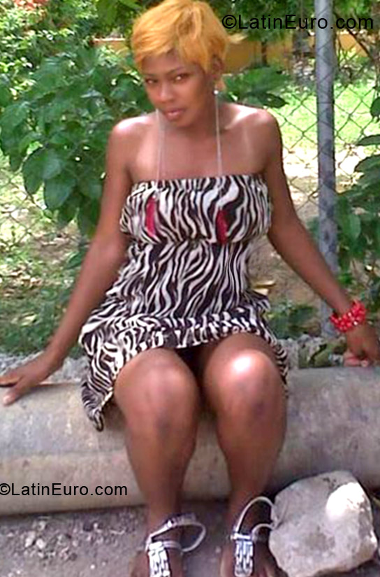 Date this delightful Jamaica girl Kristina from Kingston JM804