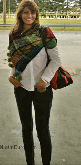 Date this fun Brazil girl Claudia from Belo Horizonte BR7176