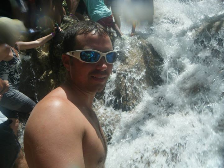 Date this voluptuous United States man Christopher from Virginia Beach US13680