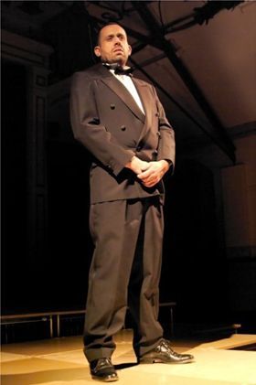 Date this young United States man Pablo from New York City US13697