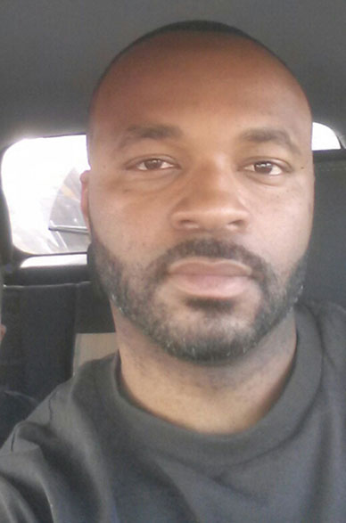 Date this fun United States man Todd from Los Angles US13741