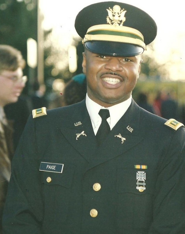 Date this stunning United States man Charles from Herndon US13761