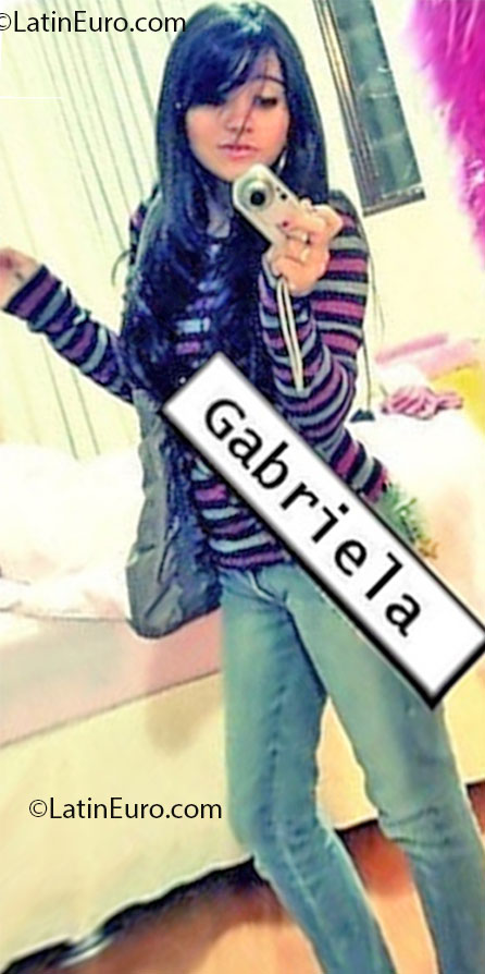 Date this happy Brazil girl Sutton Gaby from Goiania BR7319