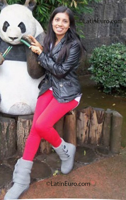 Date this gorgeous Mexico girl Olivia from Distrito Federal MX816