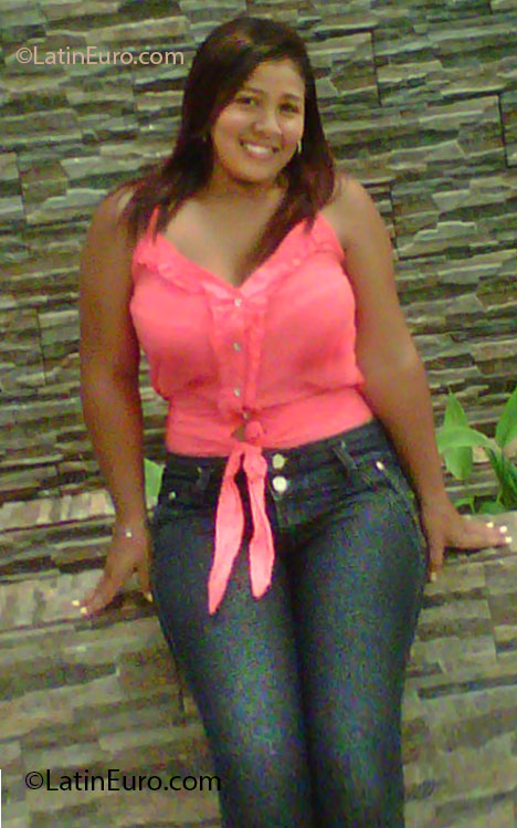 Date this charming Colombia girl Wendy from Santander CO11987