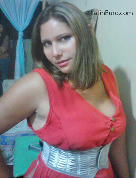 Date this passionate Honduras girl Juanita from Santa Barbara HN798