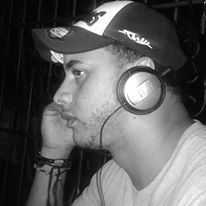 Date this tall Dominican Republic man Willy from Constanza DO14368