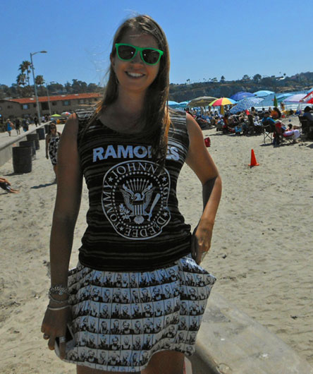 Date this fun Brazil girl Evelyn from Santos BR7482