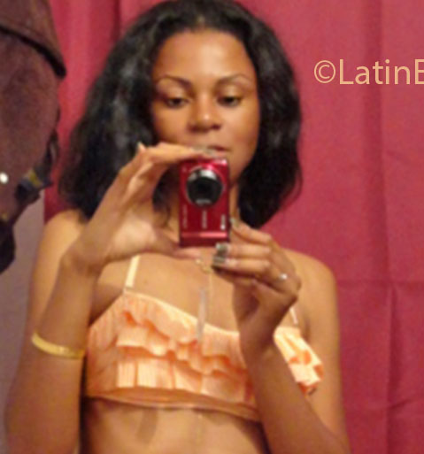 Date this young France girl Maryme from Paris FR191