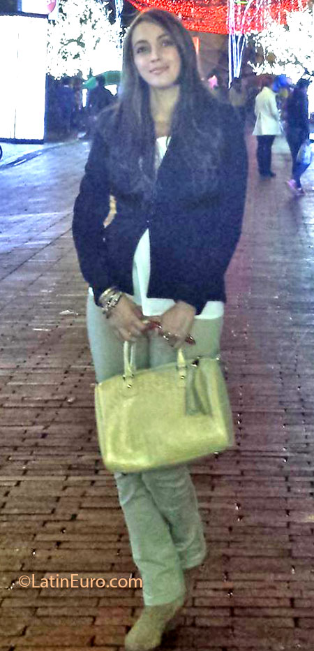 Date this funny Colombia girl Liliana from Bogota CO12175