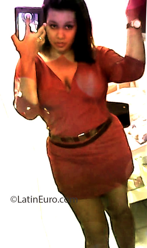 Date this lovely Brazil girl Daniela from Cuiaba BR7499