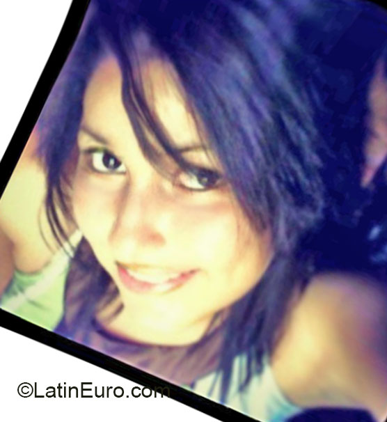 Date this athletic Honduras girl Lidiette from Tegucigalpa HN807