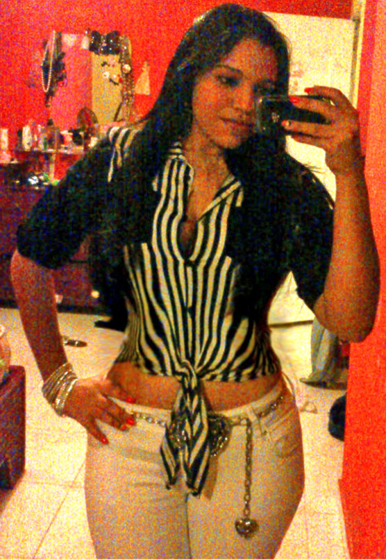 Date this happy Dominican Republic girl Victoria from Santo Domingo DO17882
