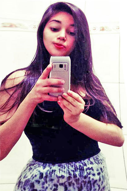 Date this georgeous Brazil girl Janaina from Buritirama BR7546