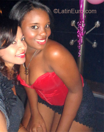 Date this exotic Dominican Republic girl Danelys from Santo Domingo DO19896
