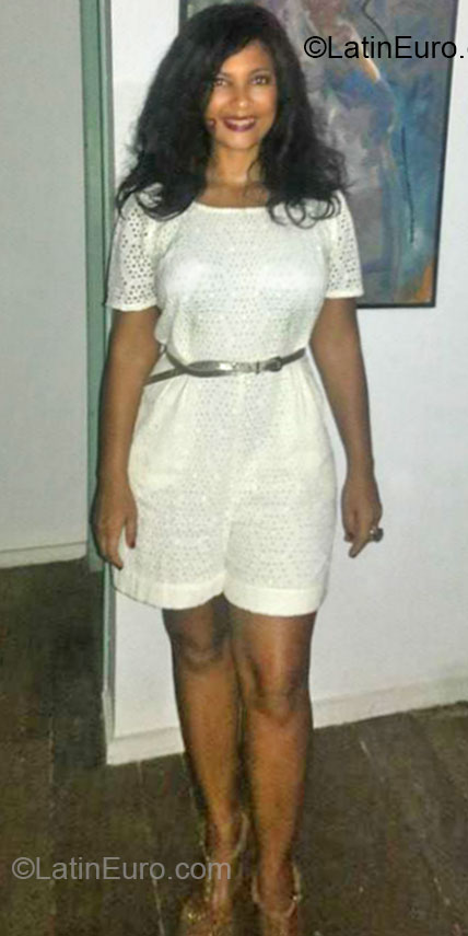 Date this young Brazil girl Valessa from Rio de Janeiro BR8759