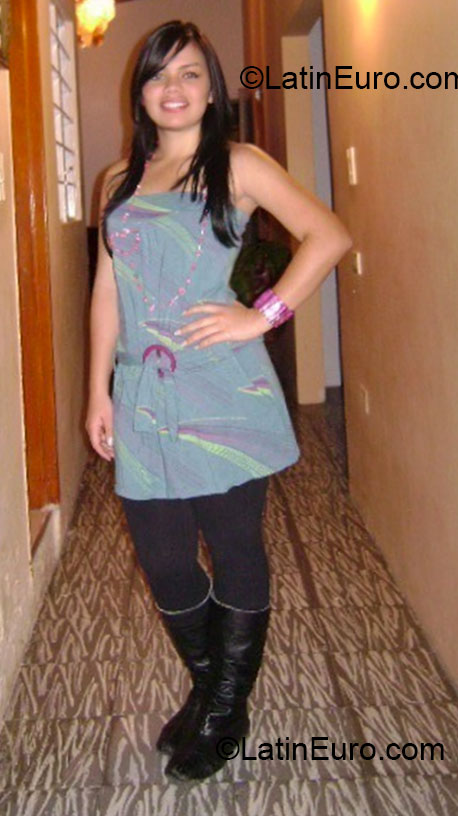 Date this beautiful Colombia girl Laura from Medellin CO12482