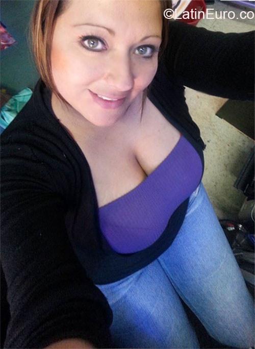 Date this foxy Colombia girl Nina marcela from Bogota CO12533