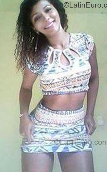 Date this pretty Brazil girl Camila from Rio de Janeiro BR7626