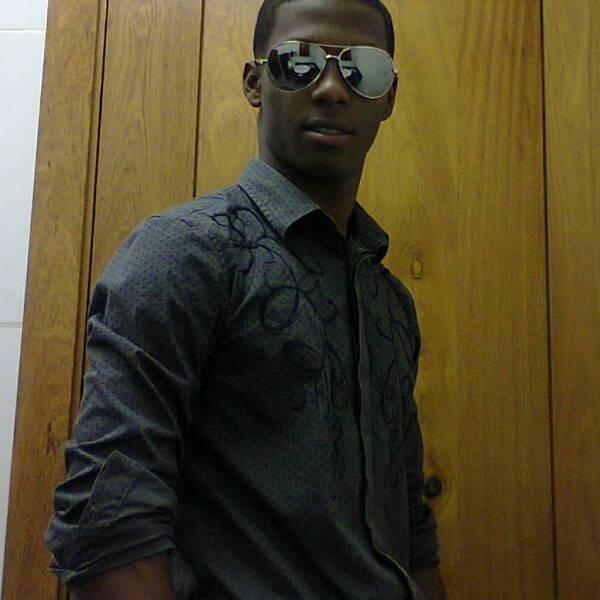 Date this fun Dominican Republic man Edwin from Santo Domingo DO15115