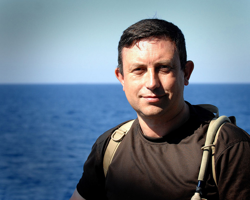 Date this delightful United States man Craig from Long Beach US14102