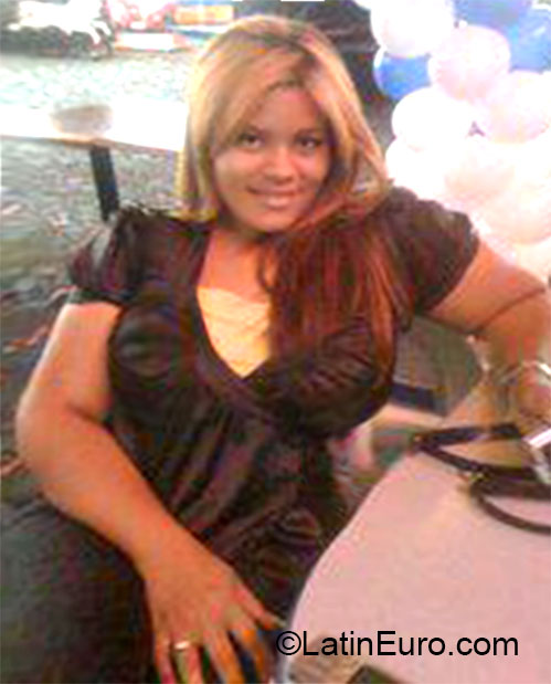 Date this athletic United States girl Bienven LIz from Miami US14121