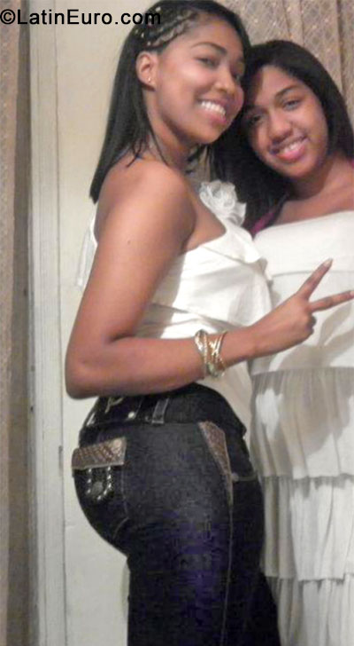 Date this hard body Colombia girl Angie tatiana d from Cali CO12762