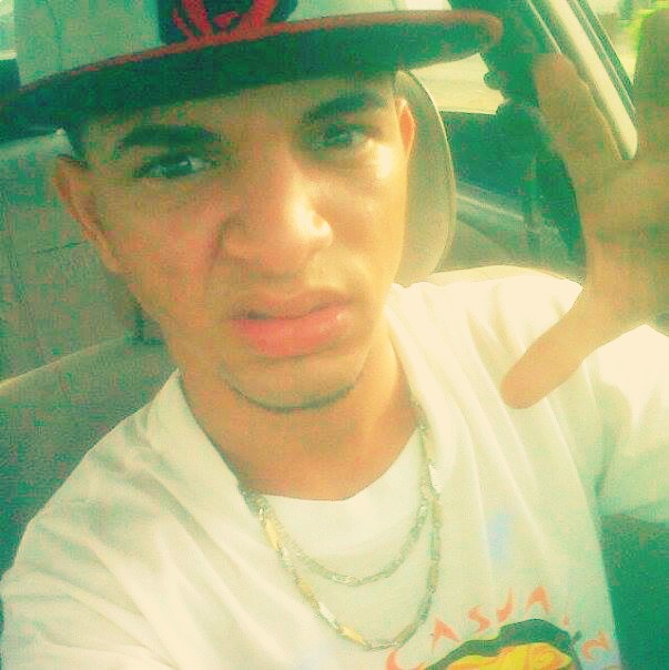 Date this lovely Dominican Republic man Andri from San Francisco DO15676