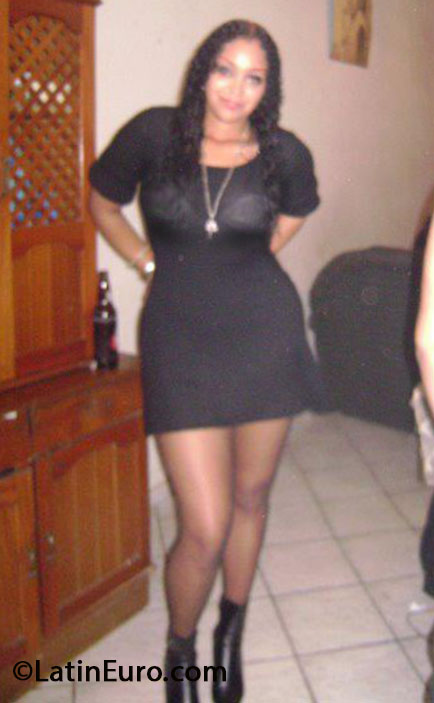 Date this voluptuous Brazil girl Jessica from Sao Simao BR7829