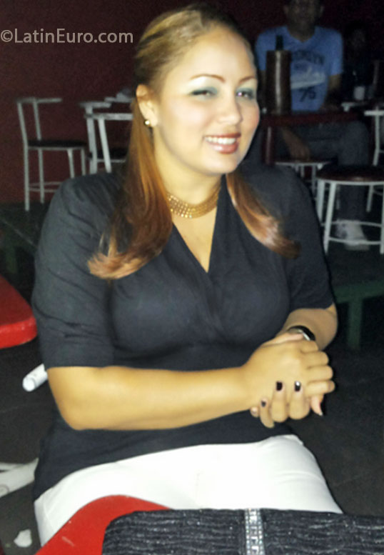 Date this delightful Dominican Republic girl Raiza from Santiago DO16129