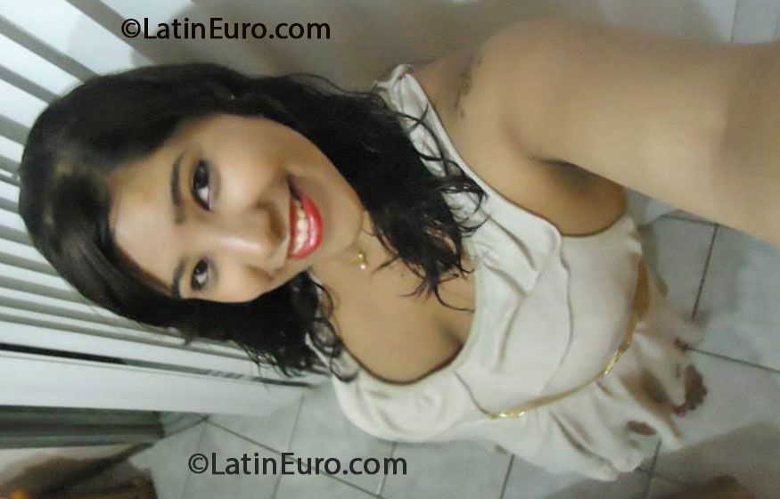 Date this young Brazil girl Poliana from Contagem BR7887