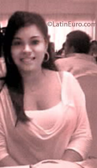 Date this voluptuous Colombia girl Brenda from Barranquilla CO15126