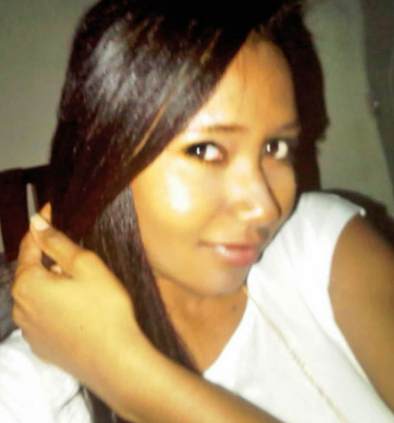 Date this sultry Dominican Republic girl Evelin from San Pedro De Macoris DO16814