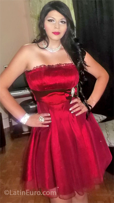 Date this delightful Colombia girl Tatiana from Medellin CO13710