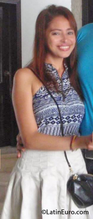 Date this nice looking Colombia girl Lays rico from Bogota CO13740