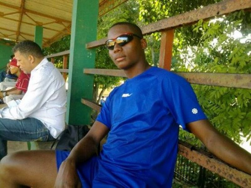 Date this young Dominican Republic man Juan carlo from Bonao DO17415