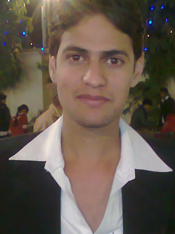 Date this attractive India man Singh from Sheopur IN245