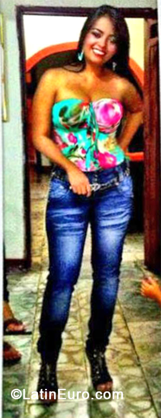 Date this gorgeous Colombia girl Carolina from Cali CO14315