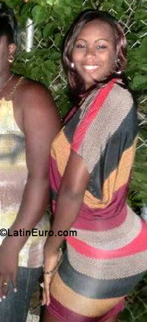Date this delightful Jamaica girl Kimberly from Kingston JM1352
