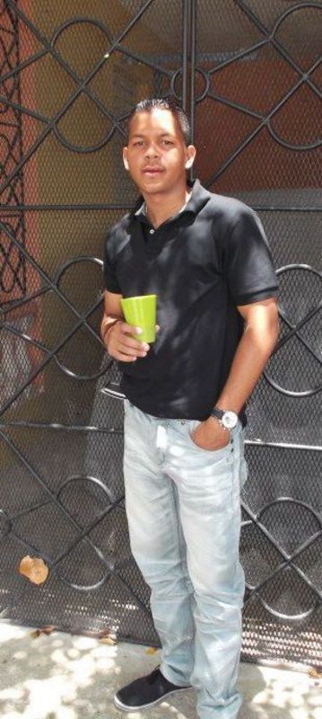 Date this delightful Dominican Republic man Victor alvarez from Santo Domingo DO17650