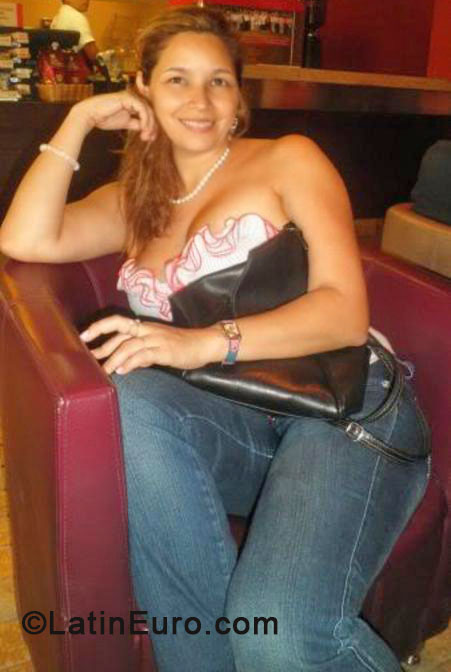 Date this young Colombia girl Danny from Ibague CO14398