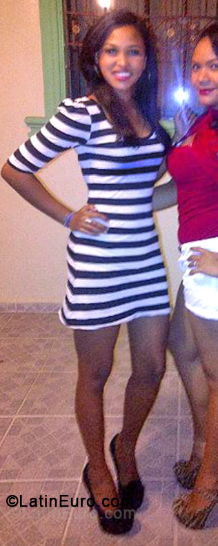 Date this young Dominican Republic girl Jasmine from San Francisco De Macoris DO17675