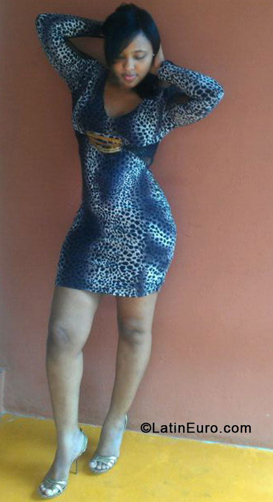 Date this young Dominican Republic girl Pilar from Santiago DO17678